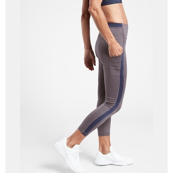 Athleta purple high-rise ultimate stash pocket leggings - Picture 4 of 10